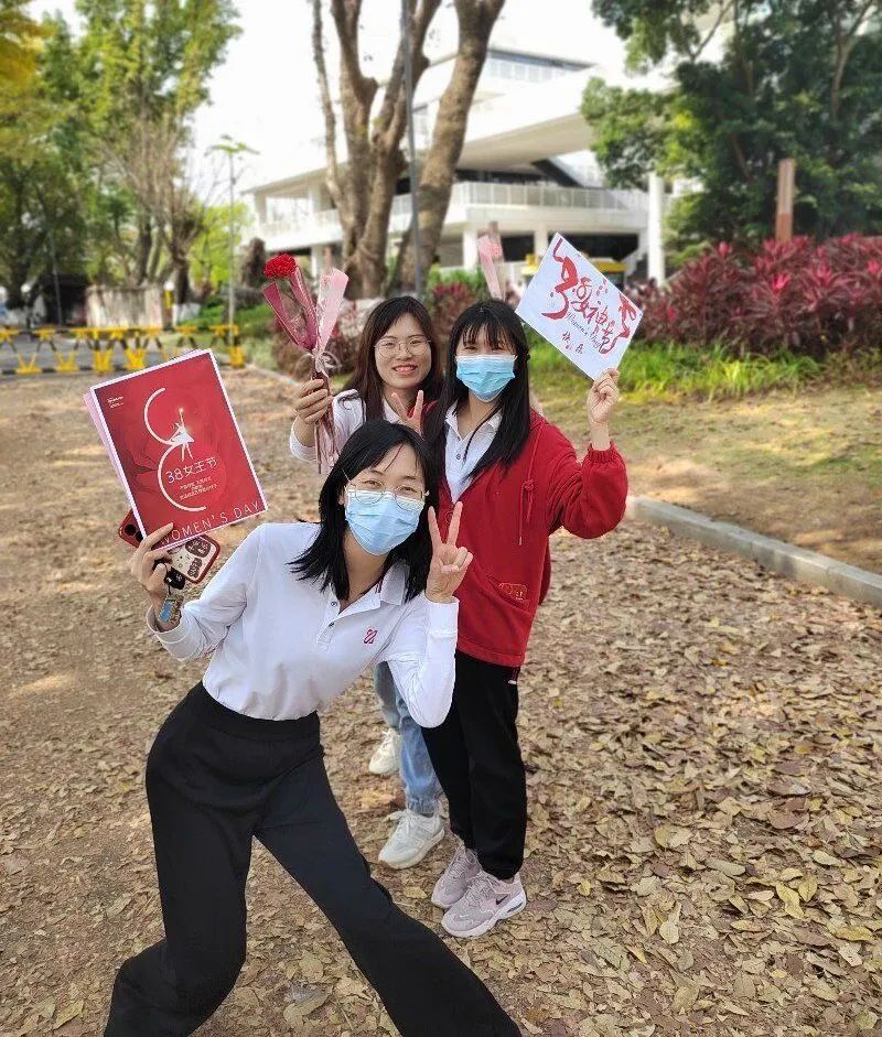 女神快樂，天下祥和(圖61)